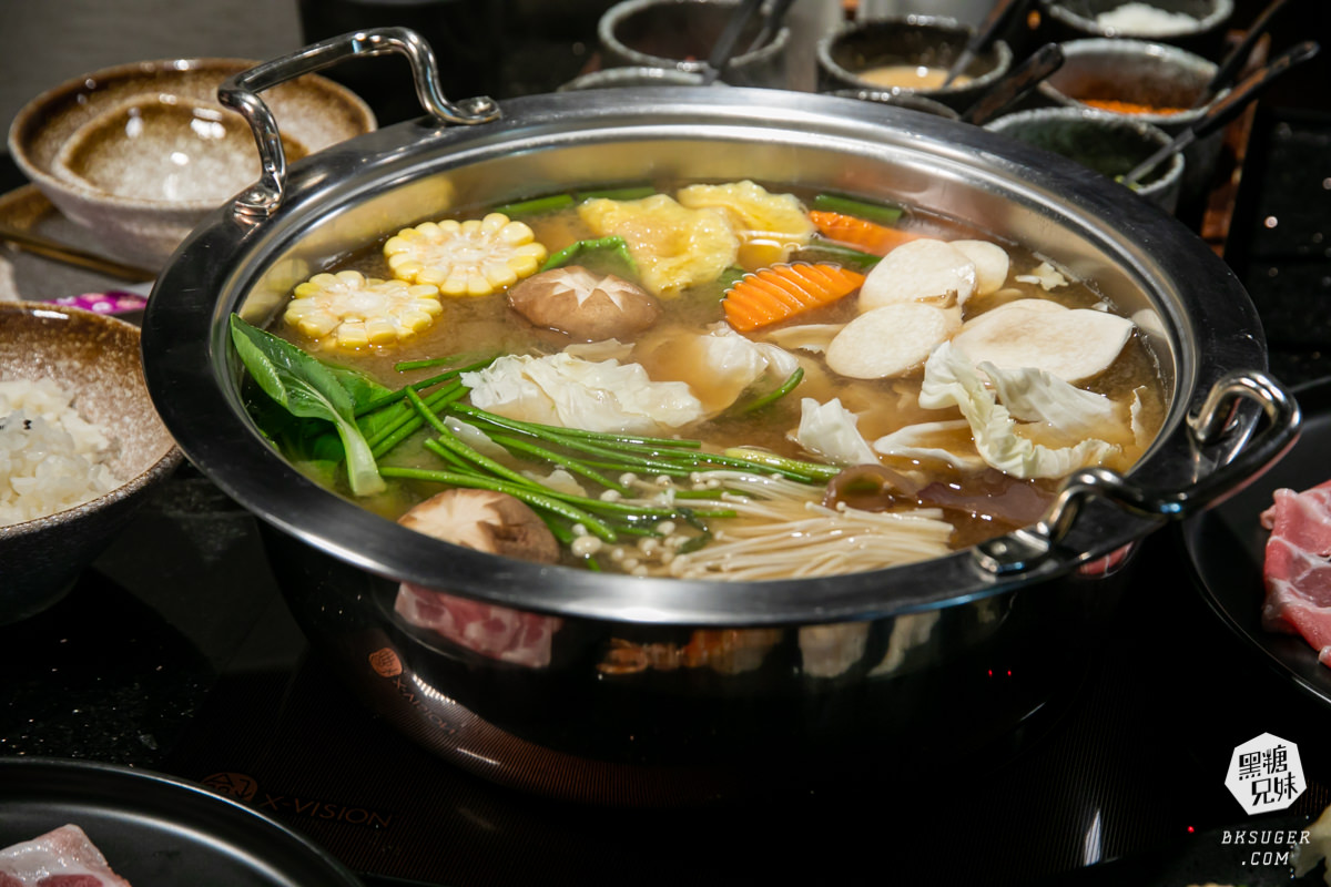 鳳山火鍋推薦|ㄎㄨㄥˋ湯精緻鍋物|雙人套餐$888的超值鍋物、冰品飲料無限享用|還有炙燒壽司手捲 - 第34張圖 鳳山火鍋推薦|ㄎㄨㄥˋ湯精緻鍋物|雙人套餐$888的超值鍋物、冰品飲料無限享用|還有炙燒壽司手捲