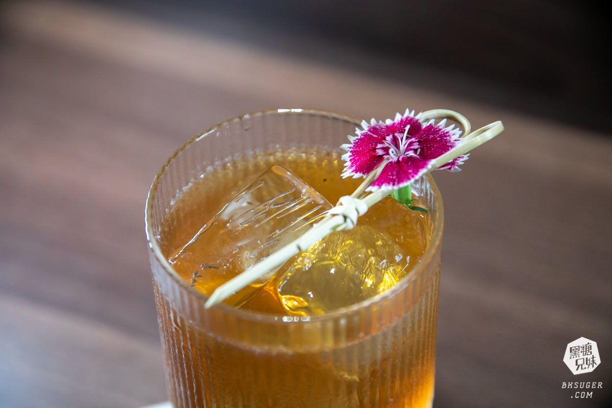 三民區酒吧|行者酒吧 The Walkers|日式酒吧風格、一家日間咖啡與夜幕酒吧轉場雙重身份 - 第20張圖 三民區酒吧|行者酒吧 The Walkers|日式酒吧風格、一家日間咖啡與夜幕酒吧轉場雙重身份