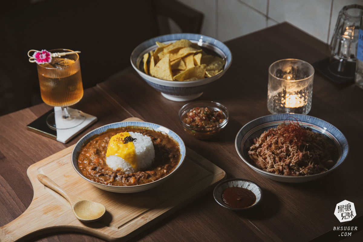 三民區酒吧|行者酒吧 The Walkers|日式酒吧風格、一家日間咖啡與夜幕酒吧轉場雙重身份 - 第6張圖 三民區酒吧|行者酒吧 The Walkers|日式酒吧風格、一家日間咖啡與夜幕酒吧轉場雙重身份