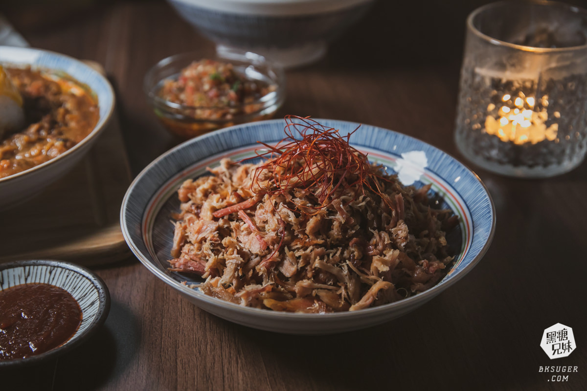 三民區酒吧|行者酒吧 The Walkers|日式酒吧風格、一家日間咖啡與夜幕酒吧轉場雙重身份 - 第15張圖 三民區酒吧|行者酒吧 The Walkers|日式酒吧風格、一家日間咖啡與夜幕酒吧轉場雙重身份