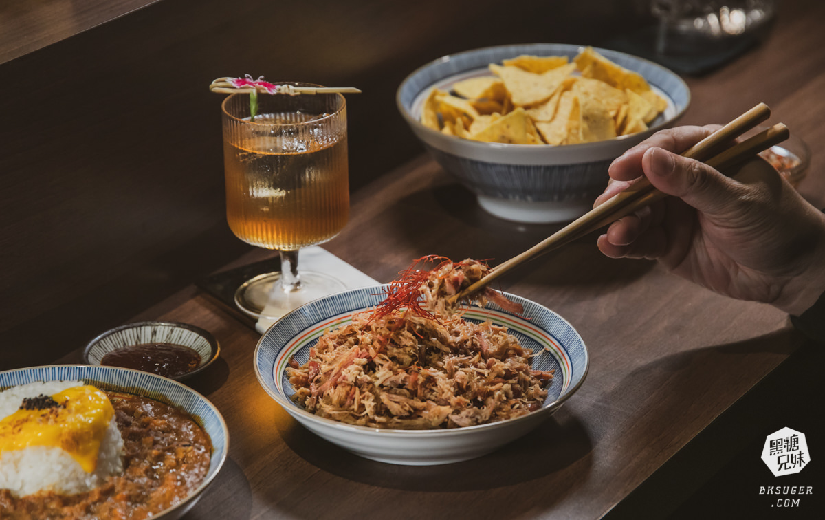 三民區酒吧|行者酒吧 The Walkers|日式酒吧風格、一家日間咖啡與夜幕酒吧轉場雙重身份 - 第16張圖 三民區酒吧|行者酒吧 The Walkers|日式酒吧風格、一家日間咖啡與夜幕酒吧轉場雙重身份