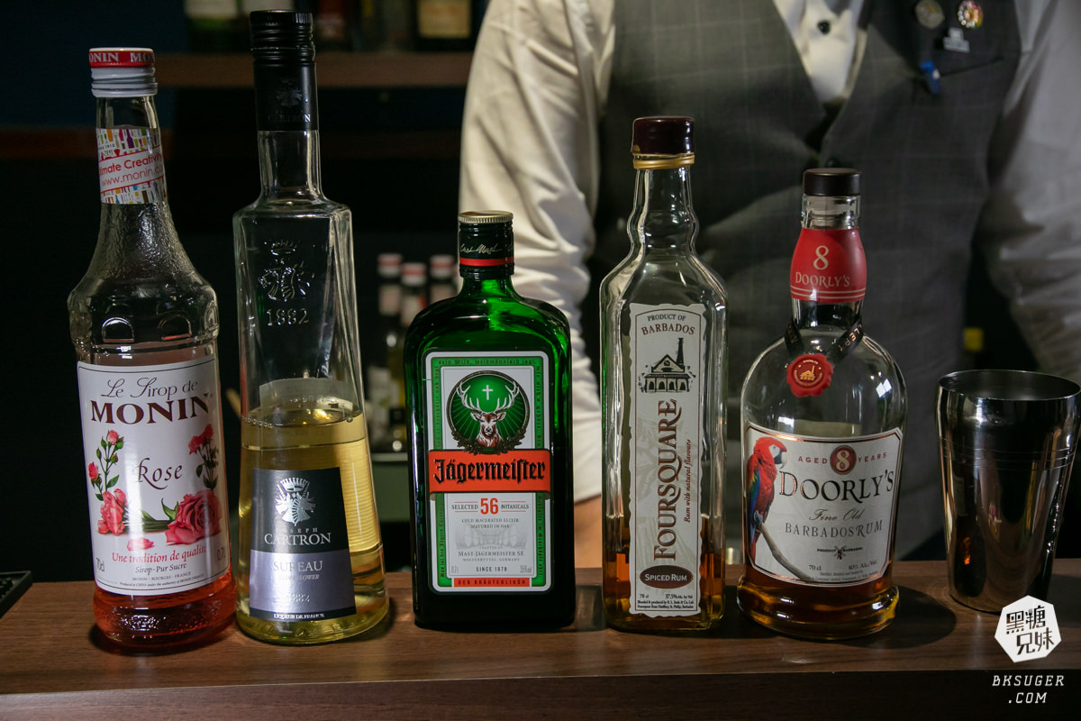 三民區酒吧|行者酒吧 The Walkers|日式酒吧風格、一家日間咖啡與夜幕酒吧轉場雙重身份 - 第28張圖 三民區酒吧|行者酒吧 The Walkers|日式酒吧風格、一家日間咖啡與夜幕酒吧轉場雙重身份