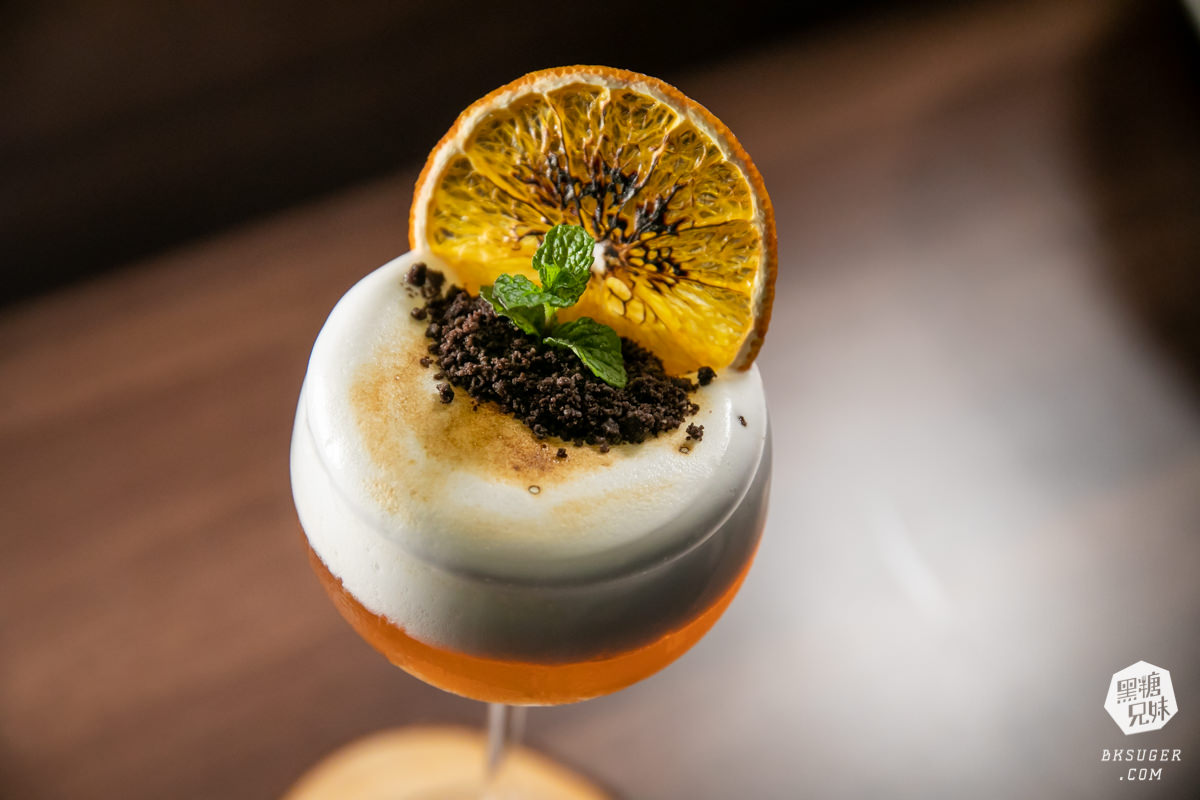 三民區酒吧|行者酒吧 The Walkers|日式酒吧風格、一家日間咖啡與夜幕酒吧轉場雙重身份 - 第32張圖 三民區酒吧|行者酒吧 The Walkers|日式酒吧風格、一家日間咖啡與夜幕酒吧轉場雙重身份