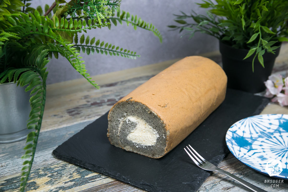 2021母親節蛋糕預定|馬可先生鳳山店|蜜香蘋果蛋糕健康豆漿蛋糕體 - 第38張圖 不甜膩的厚黑芝麻香氣