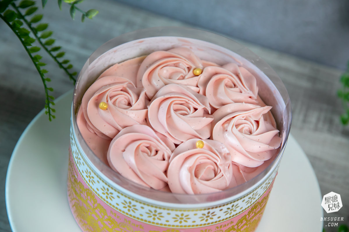 2021母親節蛋糕預定|馬可先生鳳山店|蜜香蘋果蛋糕健康豆漿蛋糕體 - 第7張圖 美觀大方的造型兼具健康