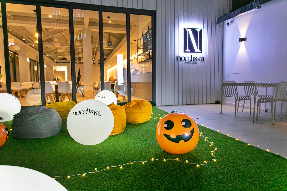 Nordiska北歐北歐|北高雄戶外小酒館閨蜜必約|2023純白色冬季鍋物雅緻登場 - 第3張圖 Nordiska北歐北歐|北高雄戶外小酒館閨蜜必約|2023純白色冬季鍋物雅緻登場