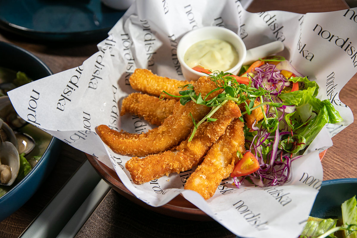 Nordiska北歐北歐|北高雄戶外小酒館閨蜜必約|2023純白色冬季鍋物雅緻登場 - 第9張圖 Nordiska北歐北歐|北高雄戶外小酒館閨蜜必約|2023純白色冬季鍋物雅緻登場