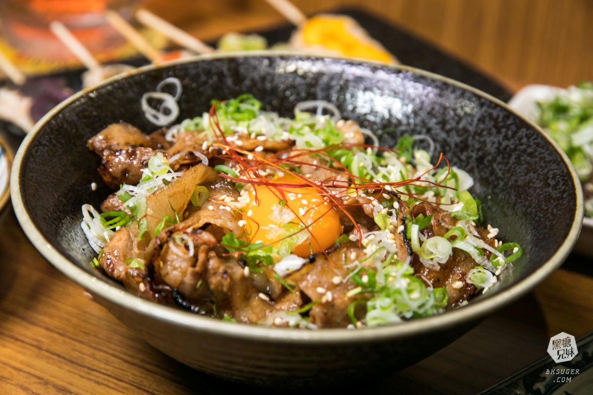 北高雄串燒居酒屋|八木十浬酒場|下班後來串肉+生啤酒暢飲方案|必吃自家製Bird棒 - 第33張圖 北高雄串燒居酒屋|八木十浬酒場|下班後來串肉+生啤酒暢飲方案|必吃自家製Bird棒