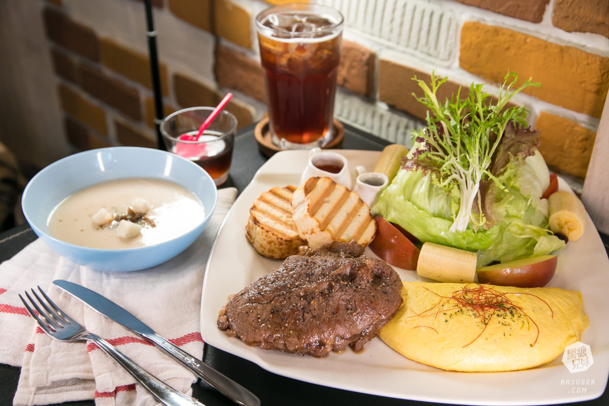 捷運後驛站全天候供餐|舒醍雅咖啡輕食|澎湃蛤蠣花義麵、平價鬆餅飲品、北高雄包場場地 - 第5張圖 捷運後驛站全天候供餐|舒醍雅咖啡輕食|澎湃蛤蠣花義麵、平價鬆餅飲品、北高雄包場場地