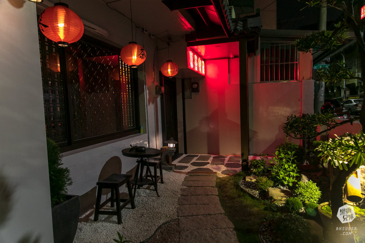 北高雄餐酒吧推薦|崑崙客棧KunLunTavern|隱身小巷的中國風建築酒吧 - 第3張圖 北高雄餐酒吧推薦|崑崙客棧KunLunTavern|隱身小巷的中國風建築酒吧