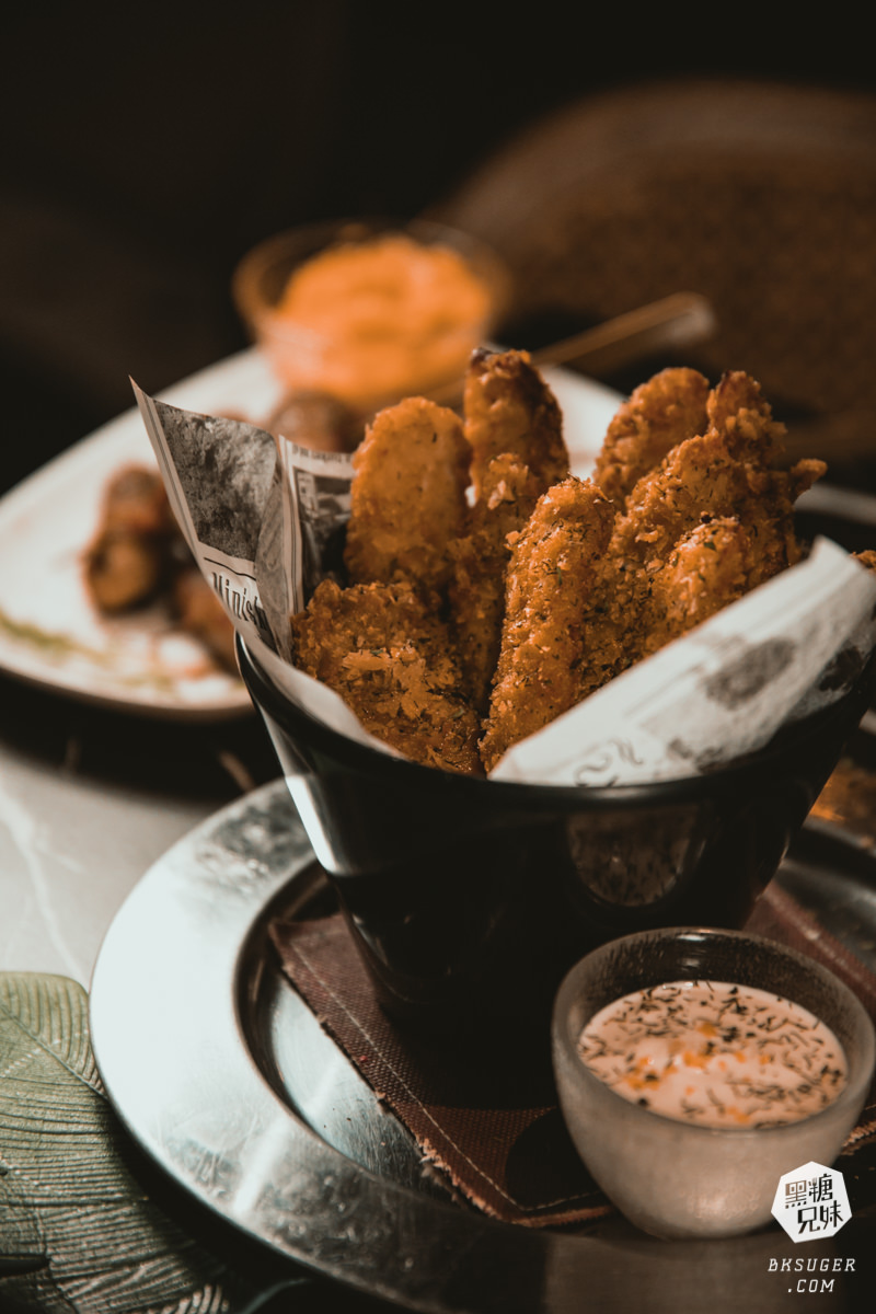 南喃至嶼|藏在美麗島站巷弄的餐酒吧|調酒的質感在入喉的瞬間被證實|高雄酒吧必推 - 第9張圖 南喃至嶼|藏在美麗島站巷弄的餐酒吧|調酒的質感在入喉的瞬間被證實|高雄酒吧必推