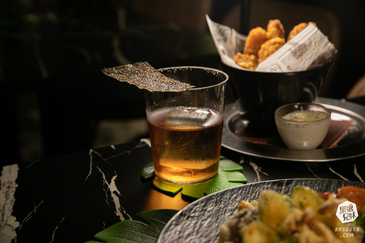 南喃至嶼|藏在美麗島站巷弄的餐酒吧|調酒的質感在入喉的瞬間被證實|高雄酒吧必推 - 第23張圖 南喃至嶼|藏在美麗島站巷弄的餐酒吧|調酒的質感在入喉的瞬間被證實|高雄酒吧必推