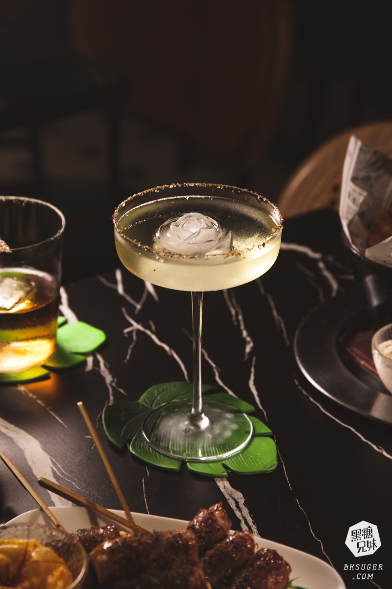 南喃至嶼|藏在美麗島站巷弄的餐酒吧|調酒的質感在入喉的瞬間被證實|高雄酒吧必推 - 第21張圖 南喃至嶼|藏在美麗島站巷弄的餐酒吧|調酒的質感在入喉的瞬間被證實|高雄酒吧必推