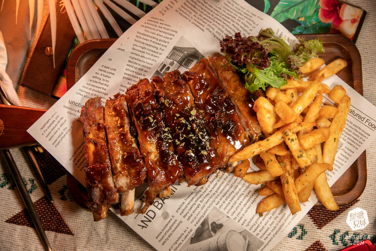 台中特色酒吧|SOAK Taichung|網美酒吧最推薦-熱帶叢林泳池吧台、大泡泡露天草皮座位區 - 第34張圖 台中特色酒吧|SOAK Taichung|網美酒吧最推薦-熱帶叢林泳池吧台、大泡泡露天草皮座位區