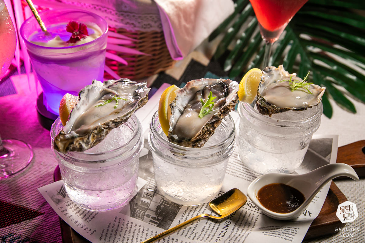 台中特色酒吧|SOAK Taichung|網美酒吧最推薦-熱帶叢林泳池吧台、大泡泡露天草皮座位區 - 第28張圖 台中特色酒吧|SOAK Taichung|網美酒吧最推薦-熱帶叢林泳池吧台、大泡泡露天草皮座位區