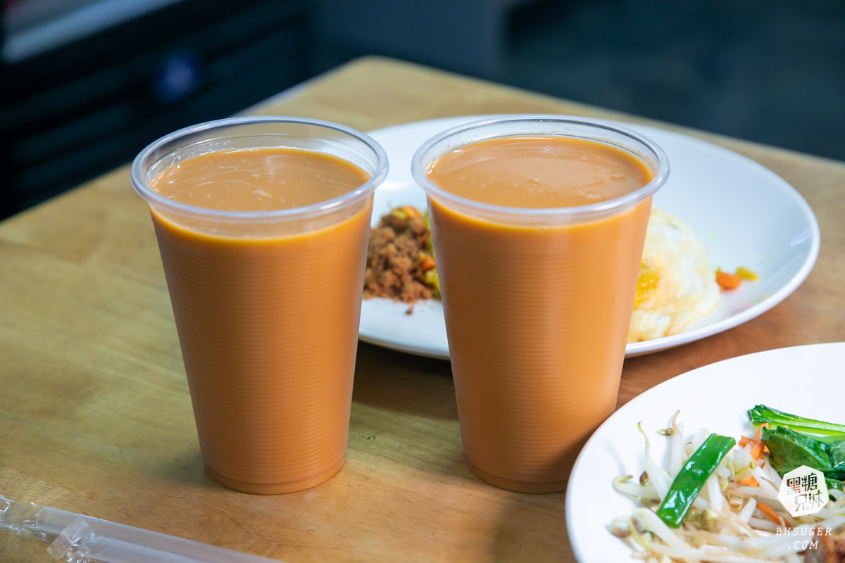 高雄鼓山哈瑪星商圈|西子灣5家隱藏小吃美食-哈瑪星笫三屆港濱祭|你不一定發現的在地人情味 - 第13張圖 高雄鼓山哈瑪星商圈|西子灣5家隱藏小吃美食-哈瑪星笫三屆港濱祭|你不一定發現的在地人情味