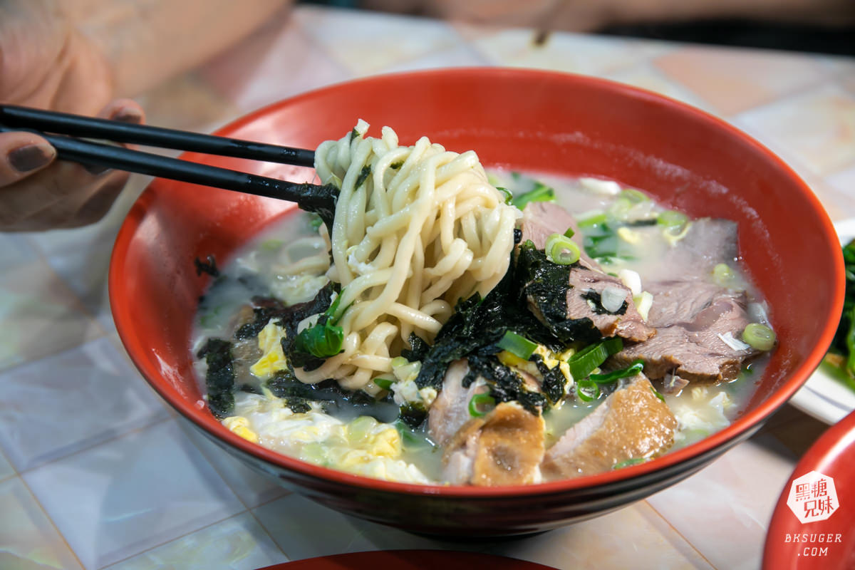 高雄鼓山哈瑪星商圈|西子灣5家隱藏小吃美食-哈瑪星笫三屆港濱祭|你不一定發現的在地人情味 - 第7張圖 高雄鼓山哈瑪星商圈|西子灣5家隱藏小吃美食-哈瑪星笫三屆港濱祭|你不一定發現的在地人情味