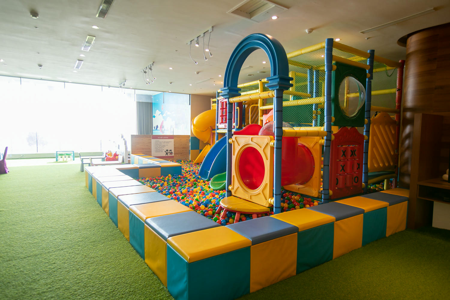 墾丁無邊際泳池推薦住宿|墾丁H會館|陽台海景、度假放空的南國首選2021 - 第8張圖 墾丁無邊際泳池推薦住宿|墾丁H會館|陽台海景、度假放空的南國首選2021