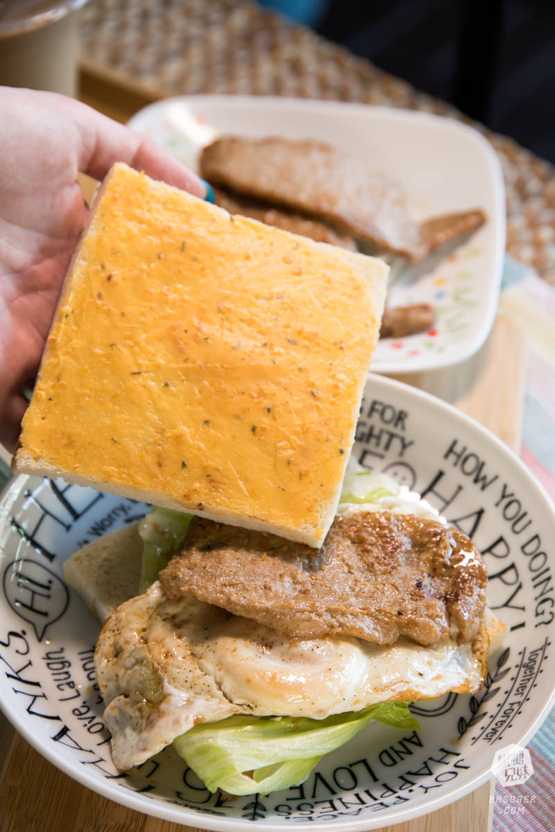 大寮早餐清新風|初作.好食|招牌燒肉粉漿蛋餅+爆漿餐包 一大早的華麗開場 - 第22張圖 大寮早餐清新風|初作.好食|招牌燒肉粉漿蛋餅+爆漿餐包 一大早的華麗開場