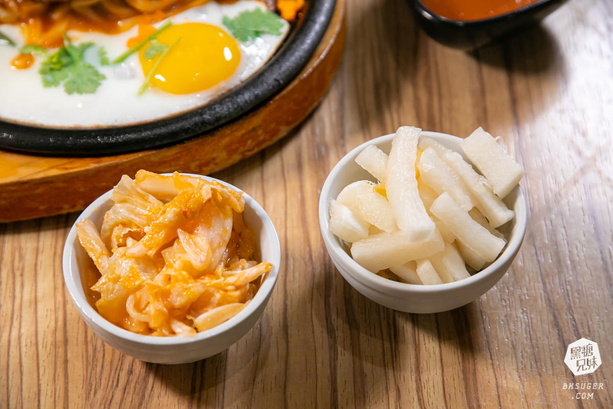 鹽埕美食-大港參貳牛排館|復古平價牛排館,超划算海陸蝦爆組|家庭客最愛的駁二週遭2022美食推薦 - 第21張圖 鹽埕美食-大港參貳牛排館|復古平價牛排館,超划算海陸蝦爆組|家庭客最愛的駁二週遭2022美食推薦