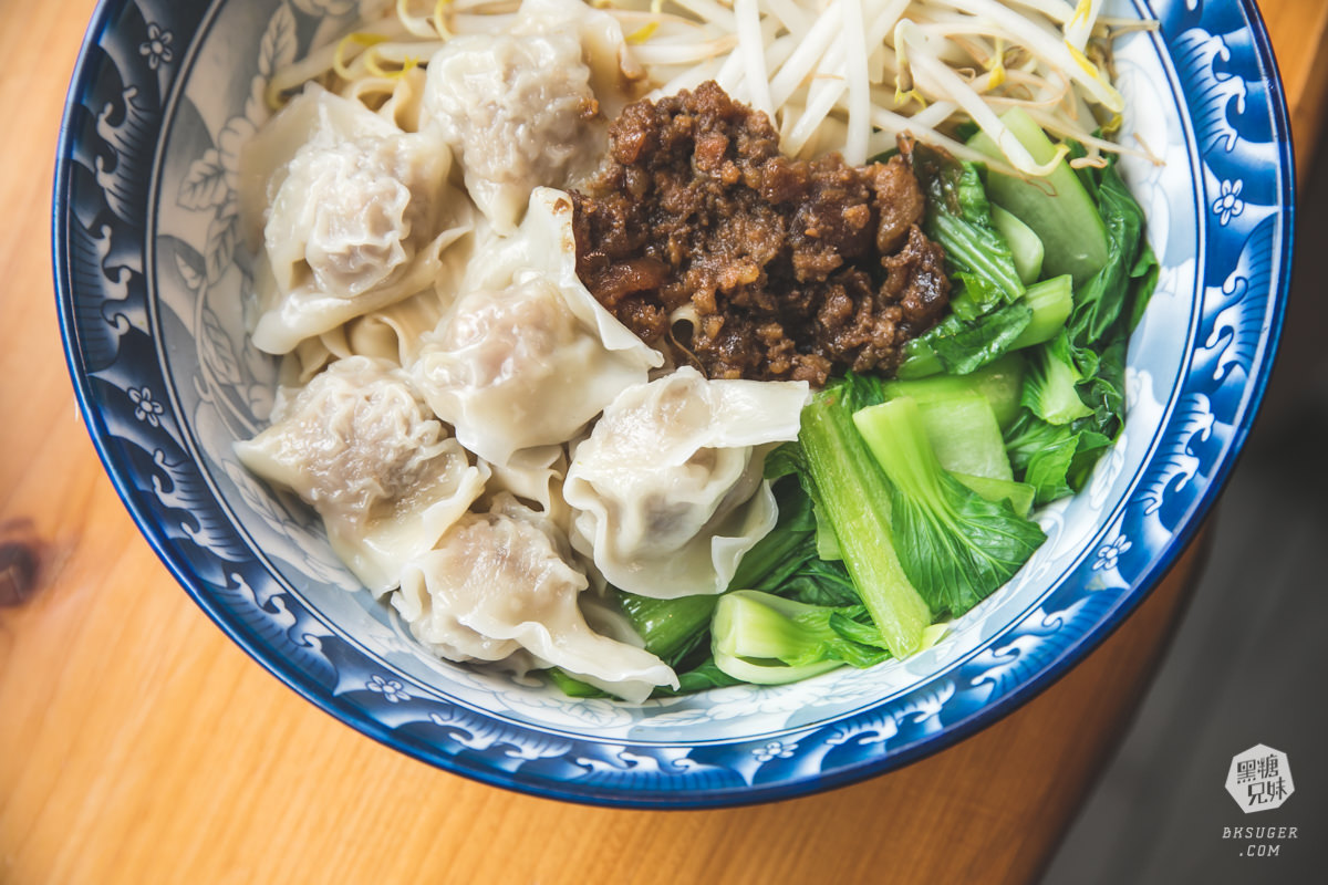 大立商圈美食-王哥陽春麵|懷舊復古情懷的精品陽春麵|平價好環境、鄰近新崛江商圈美食 - 第29張圖 大立商圈美食-王哥陽春麵|懷舊復古情懷的精品陽春麵|平價好環境、鄰近新崛江商圈美食