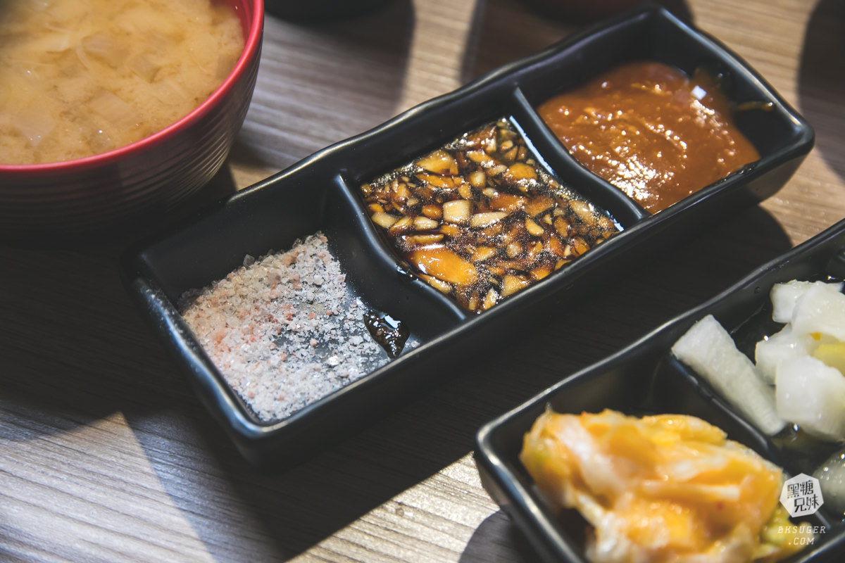 高雄牛排推薦|鬥牛士牛排食堂-五福店|自由炙燒的牛排X自助吧|日式黑咖哩湯飯吃到飽 - 第11張圖 高雄牛排推薦|鬥牛士牛排食堂-五福店|自由炙燒的牛排X自助吧|日式黑咖哩湯飯吃到飽