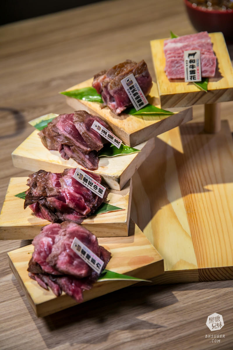 高雄牛排推薦|鬥牛士牛排食堂-五福店|自由炙燒的牛排X自助吧|日式黑咖哩湯飯吃到飽 - 第17張圖 高雄牛排推薦|鬥牛士牛排食堂-五福店|自由炙燒的牛排X自助吧|日式黑咖哩湯飯吃到飽