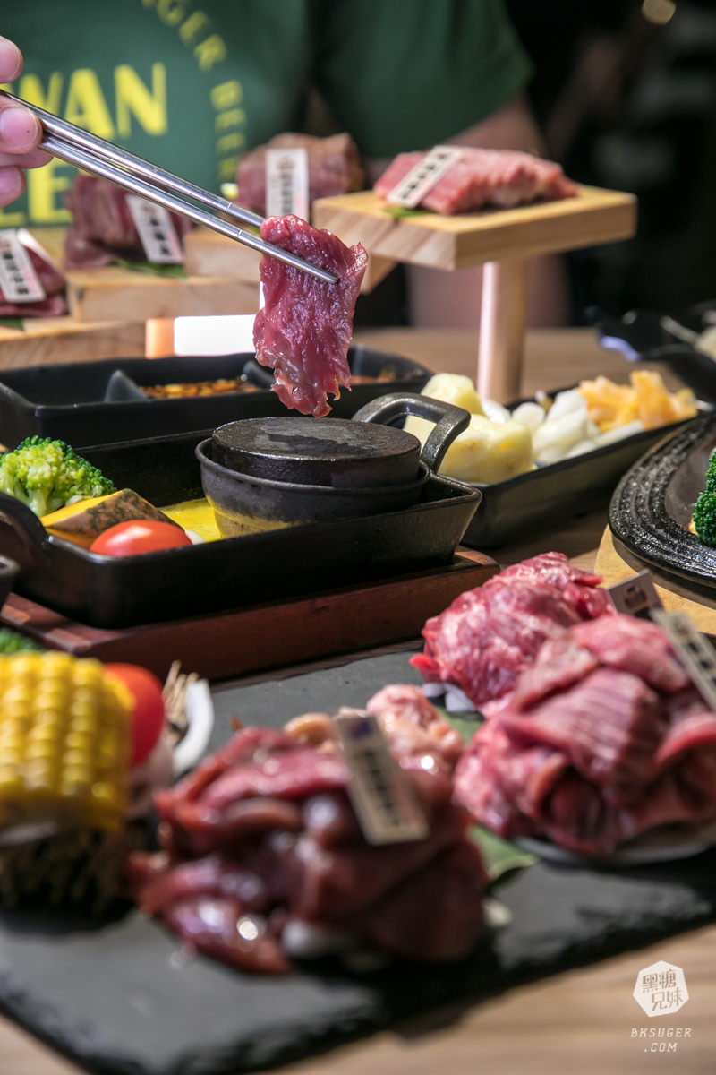 高雄牛排推薦|鬥牛士牛排食堂-五福店|自由炙燒的牛排X自助吧|日式黑咖哩湯飯吃到飽 - 第27張圖 高雄牛排推薦|鬥牛士牛排食堂-五福店|自由炙燒的牛排X自助吧|日式黑咖哩湯飯吃到飽