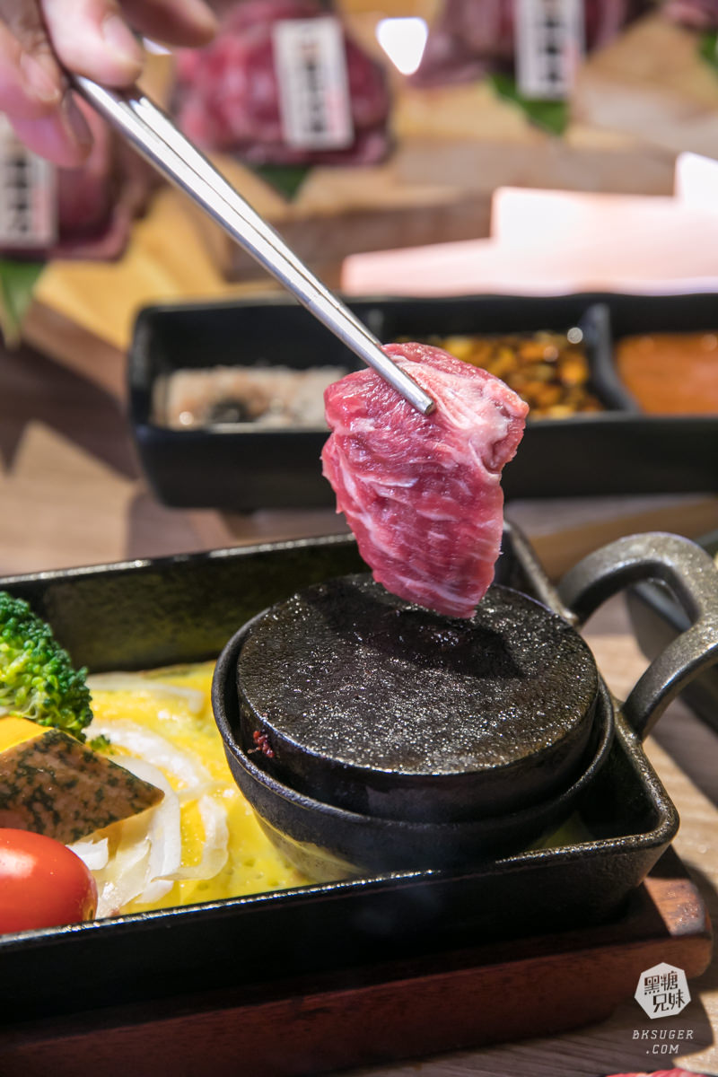 高雄牛排推薦|鬥牛士牛排食堂-五福店|自由炙燒的牛排X自助吧|日式黑咖哩湯飯吃到飽 - 第28張圖 高雄牛排推薦|鬥牛士牛排食堂-五福店|自由炙燒的牛排X自助吧|日式黑咖哩湯飯吃到飽