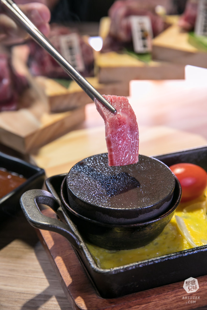 高雄牛排推薦|鬥牛士牛排食堂-五福店|自由炙燒的牛排X自助吧|日式黑咖哩湯飯吃到飽 - 第19張圖 高雄牛排推薦|鬥牛士牛排食堂-五福店|自由炙燒的牛排X自助吧|日式黑咖哩湯飯吃到飽