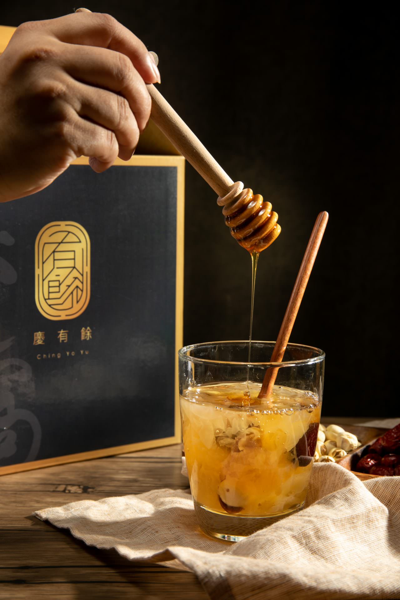 慶有餘｜白木耳飲品宅配推薦｜質感平價兼具，享受細緻白木耳｜臘八粥養生就是這樣簡單｜禮盒大方實惠