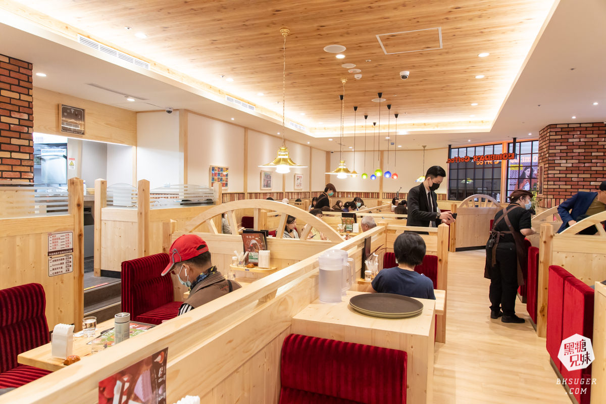 客美多咖啡高雄大立店Komeda‘s Coffee|11點前點飲品送免費早餐的連鎖日系咖啡終於來了! - 第5張圖 客美多咖啡高雄大立店Komeda‘s Coffee|11點前點飲品送免費早餐的連鎖日系咖啡終於來了!