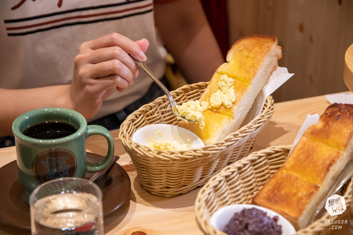 客美多咖啡高雄大立店Komeda‘s Coffee|11點前點飲品送免費早餐的連鎖日系咖啡終於來了! - 第30張圖 客美多咖啡高雄大立店Komeda‘s Coffee|11點前點飲品送免費早餐的連鎖日系咖啡終於來了!