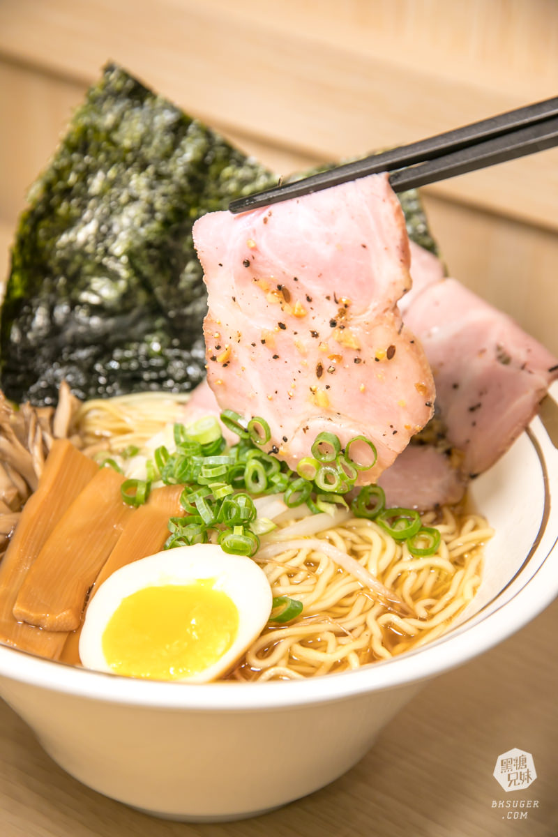 家樂福成功店-前鎮拉麵美食|食8番王者拉麵|霸氣魂超濃厚的家系拉麵|高雄拉麵推薦 - 第37張圖 家樂福成功店-前鎮拉麵美食|食8番王者拉麵|霸氣魂超濃厚的家系拉麵|高雄拉麵推薦