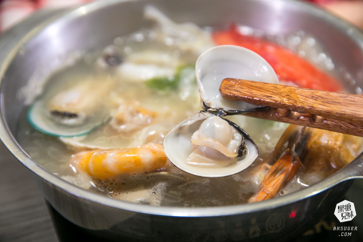 東港美食宵夜|富士匠鍋物東港店|無肉不歡自選肉量搭配|胡椒鍋、扁魚湯頭新上市登場 - 第36張圖 東港美食宵夜|富士匠鍋物東港店|無肉不歡自選肉量搭配|胡椒鍋、扁魚湯頭新上市登場