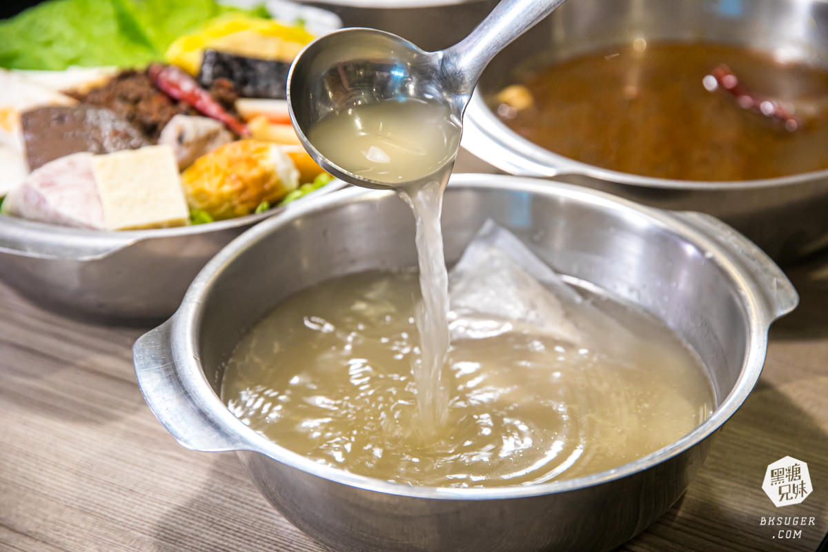 東港美食宵夜|富士匠鍋物東港店|無肉不歡自選肉量搭配|胡椒鍋、扁魚湯頭新上市登場 - 第28張圖 東港美食宵夜|富士匠鍋物東港店|無肉不歡自選肉量搭配|胡椒鍋、扁魚湯頭新上市登場