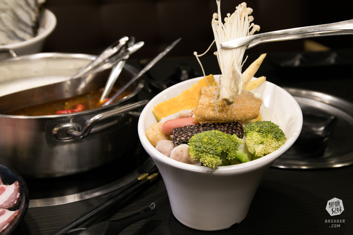 屏東市區燒肉推薦|月炭火燒烤|專人代烤專心吃肉➤高CP值的有厚度肉品 - 第47張圖 屏東市區燒肉推薦|月炭火燒烤|專人代烤專心吃肉➤高CP值的有厚度肉品