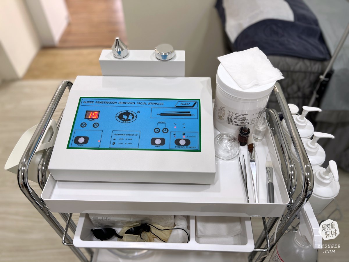 岡山做臉推薦-帥哥美容岡山店｜基礎保養＄600起，主打平價做臉美容不推銷｜使用標準生醫-標準藻針品牌