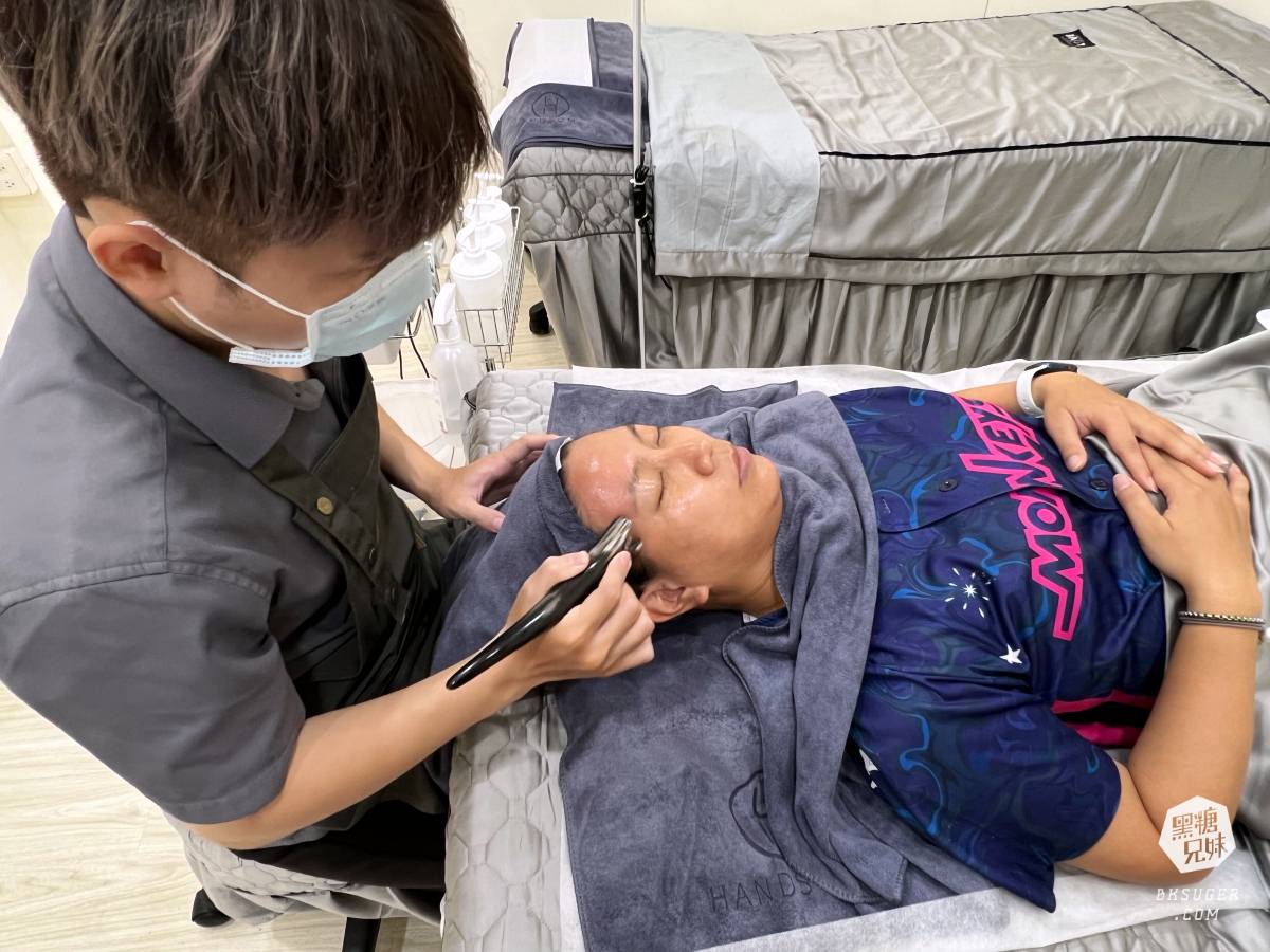 岡山做臉推薦-帥哥美容岡山店｜基礎保養＄600起，主打平價做臉美容不推銷｜使用標準生醫-標準藻針品牌