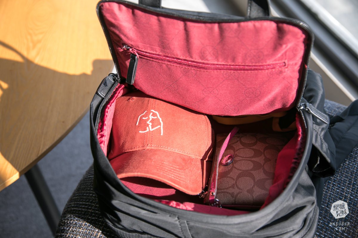 男女筆電背包推薦|瑞典品牌GASTON LUGA|沉靜的文藝格調-多功能多分隔筆電背包 - 第15張圖 男女筆電背包推薦|瑞典品牌GASTON LUGA|沉靜的文藝格調-多功能多分隔筆電背包