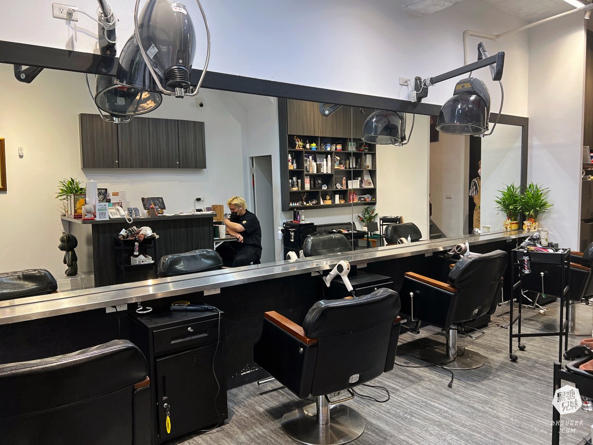 新崛江染髮推薦|Hair Homo&好毛|歐美挑漂染髮設計~長髮造型瞬間換了風格|設計師木易高雄染髮 - 第4張圖 新崛江染髮推薦|Hair Homo&好毛|歐美挑漂染髮設計~長髮造型瞬間換了風格|設計師木易高雄染髮