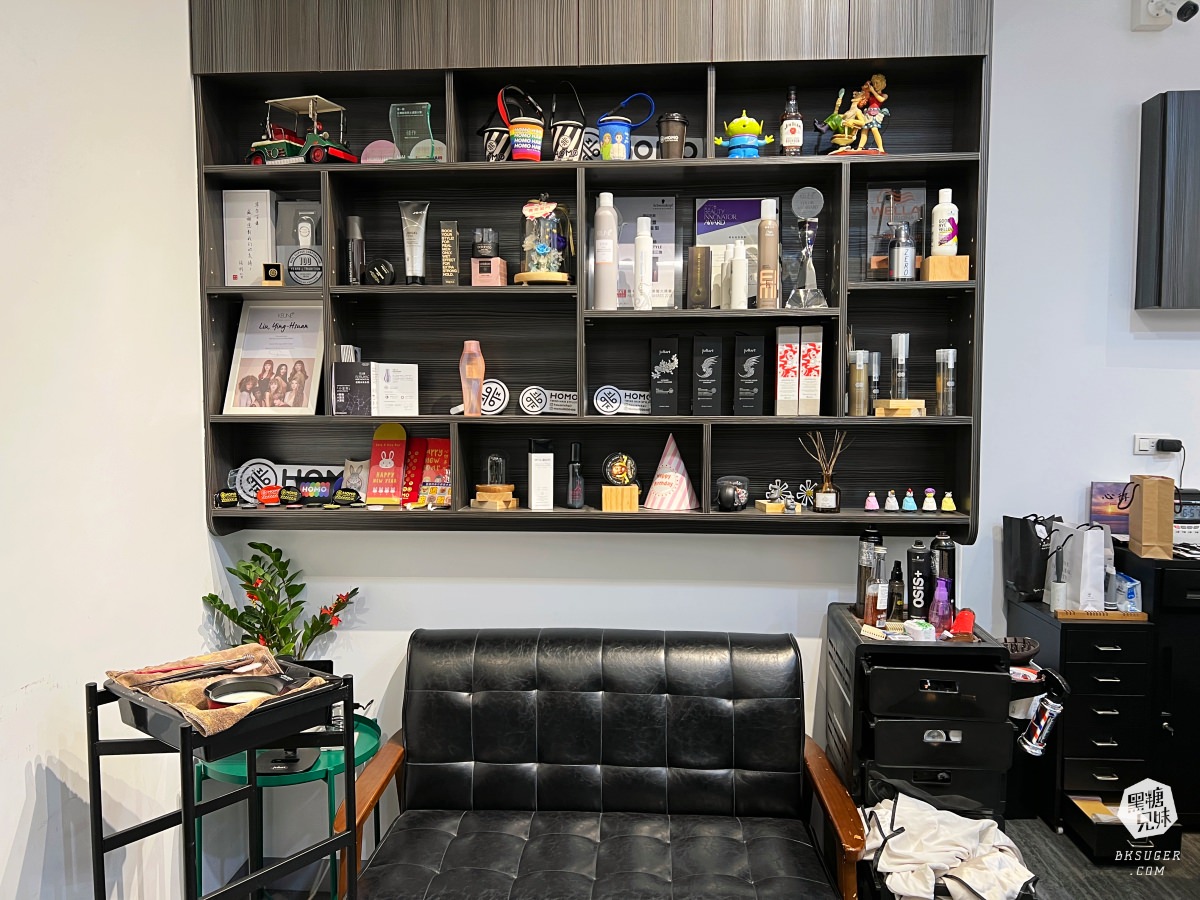 新崛江染髮推薦|Hair Homo&好毛|歐美挑漂染髮設計~長髮造型瞬間換了風格|設計師木易高雄染髮 - 第6張圖 新崛江染髮推薦|Hair Homo&好毛|歐美挑漂染髮設計~長髮造型瞬間換了風格|設計師木易高雄染髮