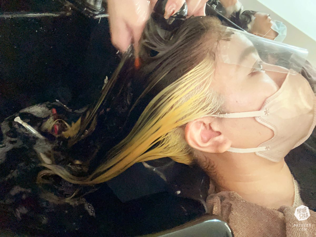 新崛江染髮推薦|Hair Homo&好毛|歐美挑漂染髮設計~長髮造型瞬間換了風格|設計師木易高雄染髮 - 第14張圖 新崛江染髮推薦|Hair Homo&好毛|歐美挑漂染髮設計~長髮造型瞬間換了風格|設計師木易高雄染髮