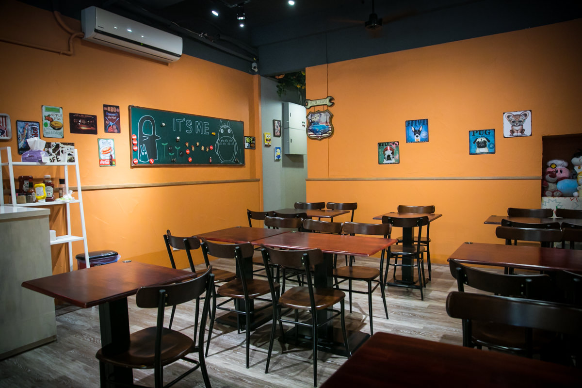 新崛江美食漢堡店|回到學生時期的It’s me Burger Party美式漢堡|全天候供餐輕食漢堡三明治| - 第3張圖 新崛江美食漢堡店|回到學生時期的It’s me Burger Party美式漢堡|全天候供餐輕食漢堡三明治|