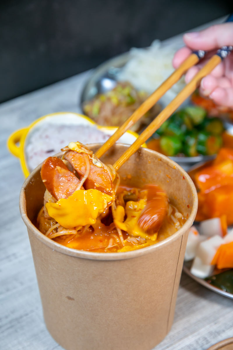 高雄新鹽埕商圈|奶茶一條街鹽埕埔捷運站防疫外送吃什麼|街口支付最高15%回饋 - 第15張圖 高雄新鹽埕商圈|奶茶一條街鹽埕埔捷運站防疫外送吃什麼|街口支付最高15%回饋