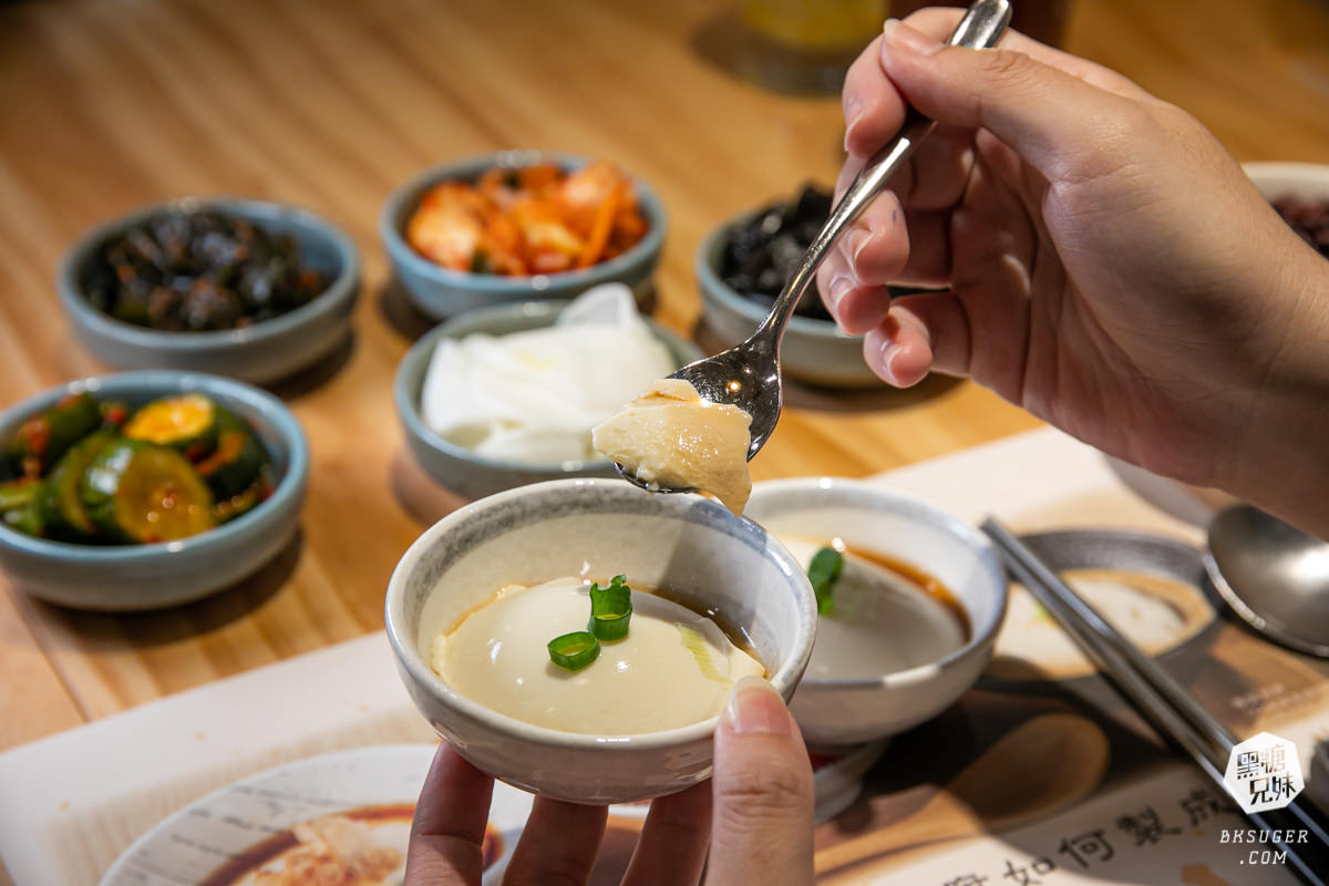 高雄東京純豆腐SOGO店|溫柔口感日系豆腐鍋物|鹽鹵豆腐入口即化,下午不間斷用餐時間,聚餐方便 - 第12張圖 高雄東京純豆腐SOGO店|溫柔口感日系豆腐鍋物|鹽鹵豆腐入口即化,下午不間斷用餐時間,聚餐方便