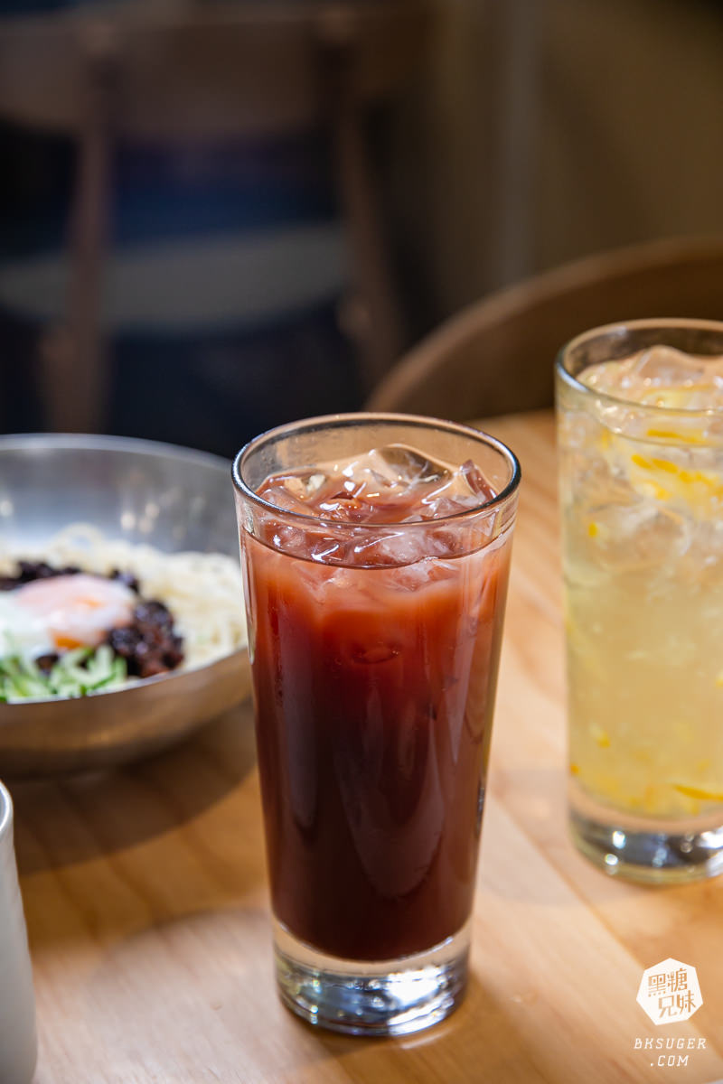 高雄東京純豆腐SOGO店|溫柔口感日系豆腐鍋物|鹽鹵豆腐入口即化,下午不間斷用餐時間,聚餐方便 - 第38張圖 高雄東京純豆腐SOGO店|溫柔口感日系豆腐鍋物|鹽鹵豆腐入口即化,下午不間斷用餐時間,聚餐方便