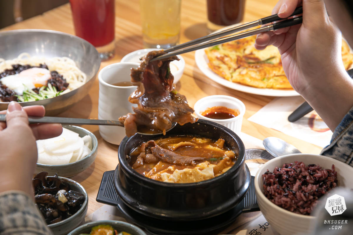 高雄東京純豆腐SOGO店|溫柔口感日系豆腐鍋物|鹽鹵豆腐入口即化,下午不間斷用餐時間,聚餐方便 - 第24張圖 高雄東京純豆腐SOGO店|溫柔口感日系豆腐鍋物|鹽鹵豆腐入口即化,下午不間斷用餐時間,聚餐方便