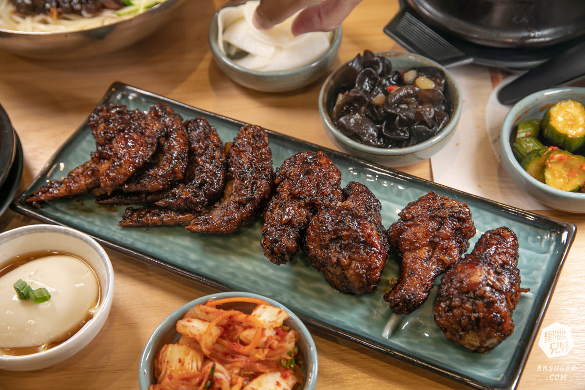 高雄東京純豆腐SOGO店|溫柔口感日系豆腐鍋物|鹽鹵豆腐入口即化,下午不間斷用餐時間,聚餐方便 - 第34張圖 高雄東京純豆腐SOGO店|溫柔口感日系豆腐鍋物|鹽鹵豆腐入口即化,下午不間斷用餐時間,聚餐方便