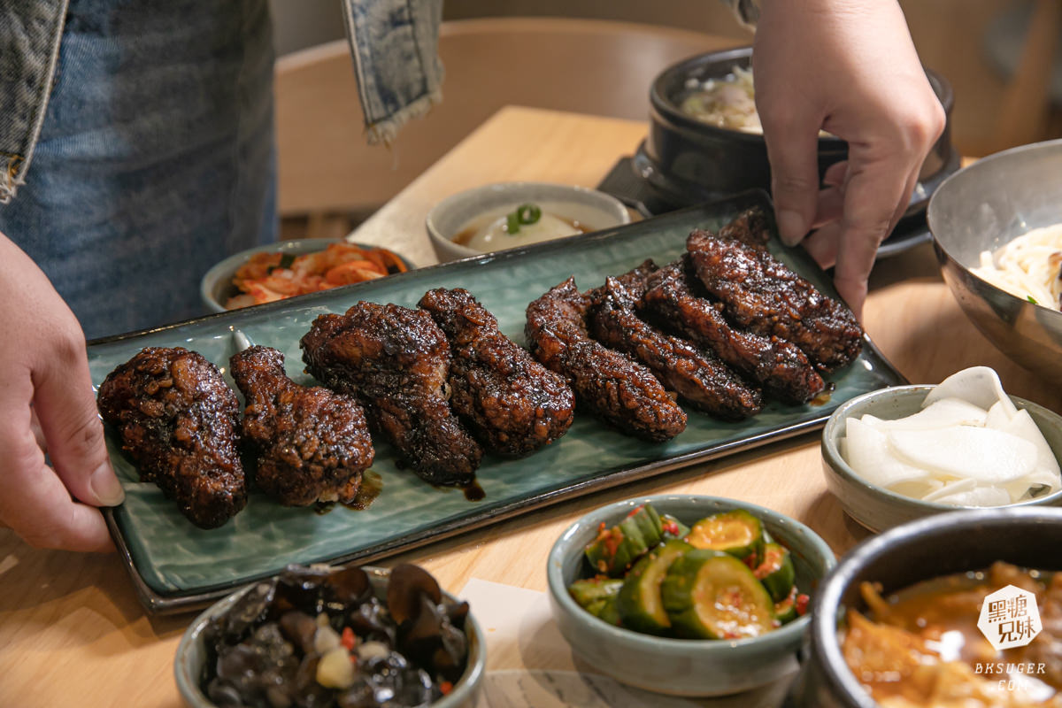 高雄東京純豆腐SOGO店|溫柔口感日系豆腐鍋物|鹽鹵豆腐入口即化,下午不間斷用餐時間,聚餐方便 - 第32張圖 高雄東京純豆腐SOGO店|溫柔口感日系豆腐鍋物|鹽鹵豆腐入口即化,下午不間斷用餐時間,聚餐方便